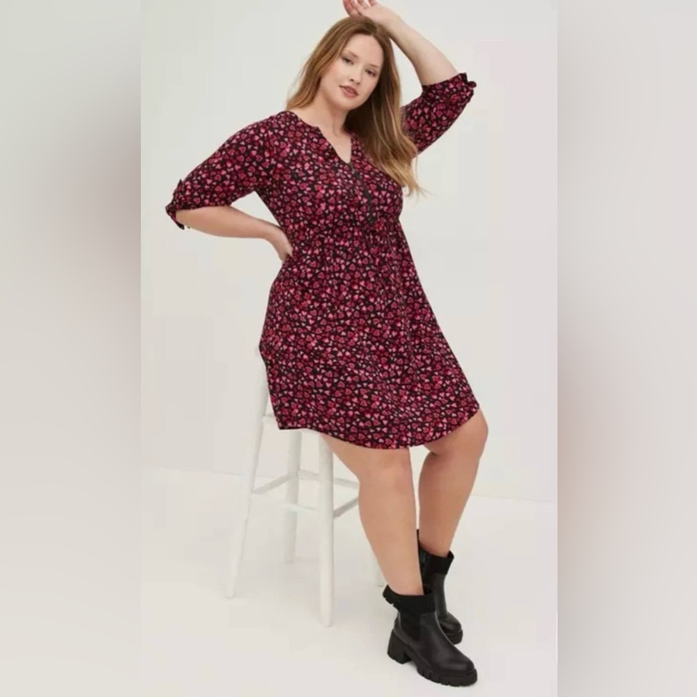 Torrid Heart Print Challis Zip Front V-Neck Shirt Dress Size 4X